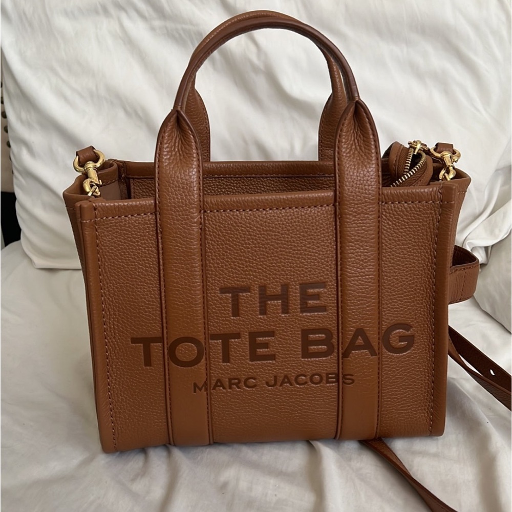 Marc Jacobs mini leather the tote bag